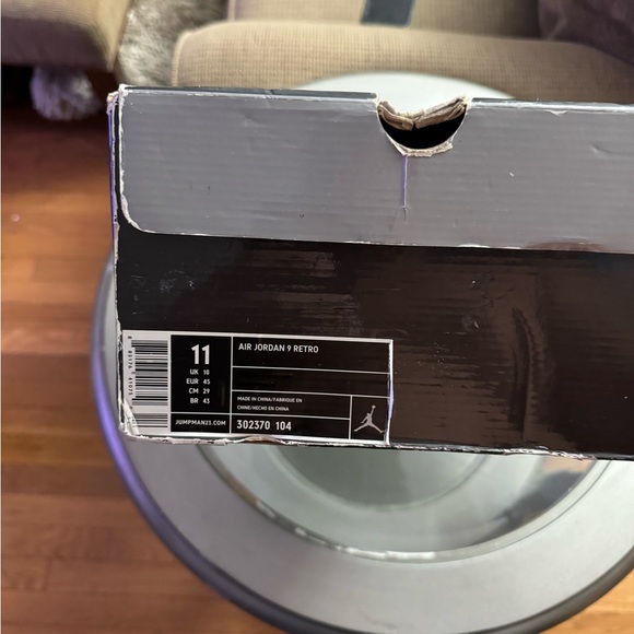 Brand New Air Jordan 9 Retro Low- Pantone - Picture 4 of 17